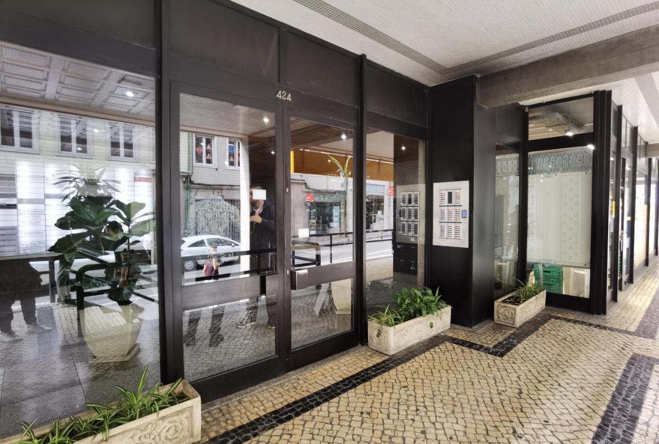 Ninho 424 Apartment Porto Luaran gambar